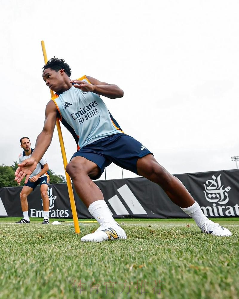 罗马诺:皇马对恩德里克很满意 正为他的到来做准备